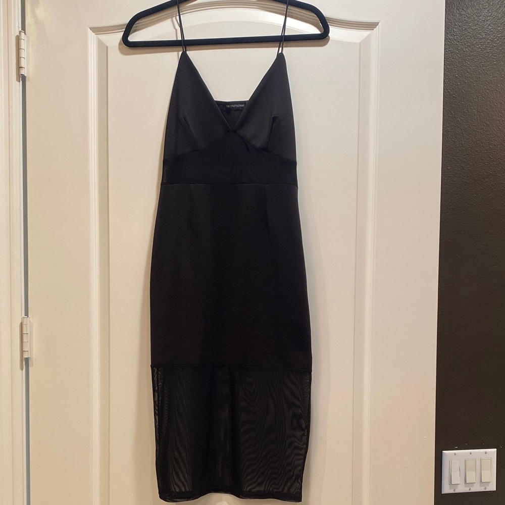 Prettylittlething Elegant Black Spaghetti Strap Dress